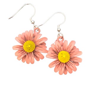 Daisy Drop Earring